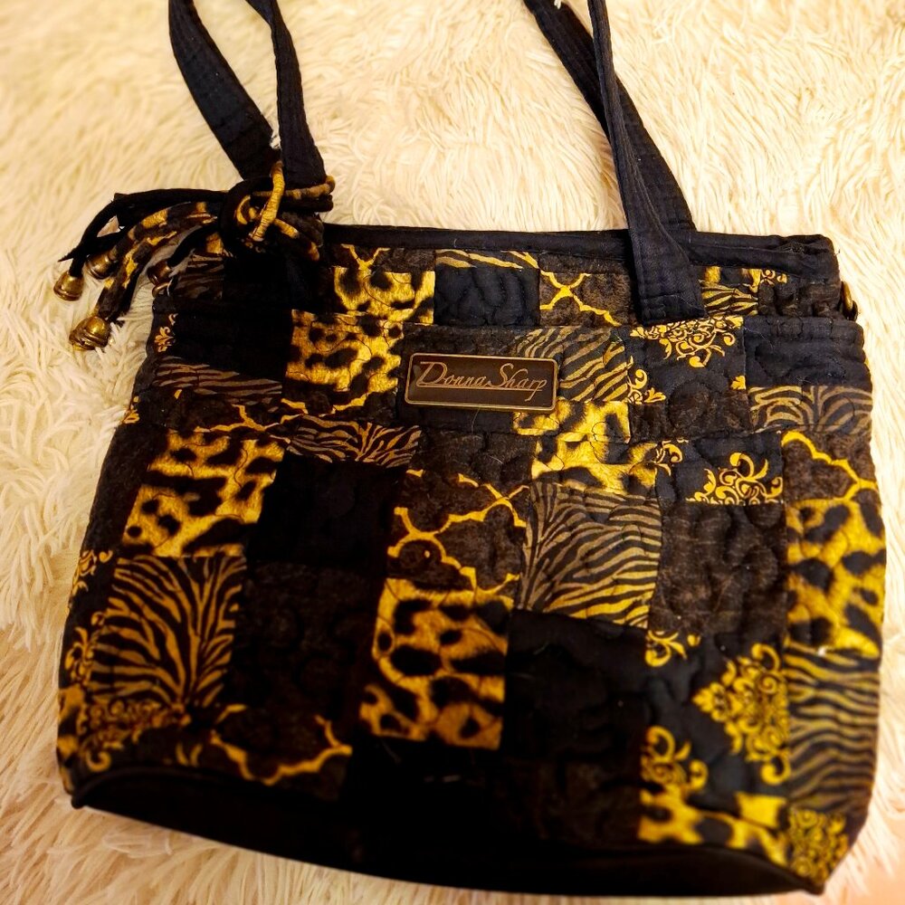 Women's Donna Sharp Quilted Handbag/Shoulder Bag